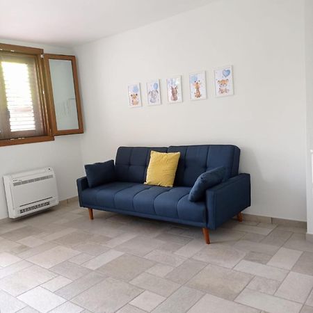 Apartamento A Casa Di Ty Caserta Exterior foto