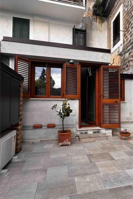 Apartamento A Casa Di Ty Caserta Exterior foto